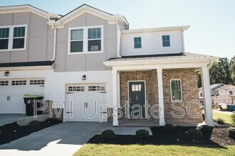 Building Photo - 35 Galley Ln