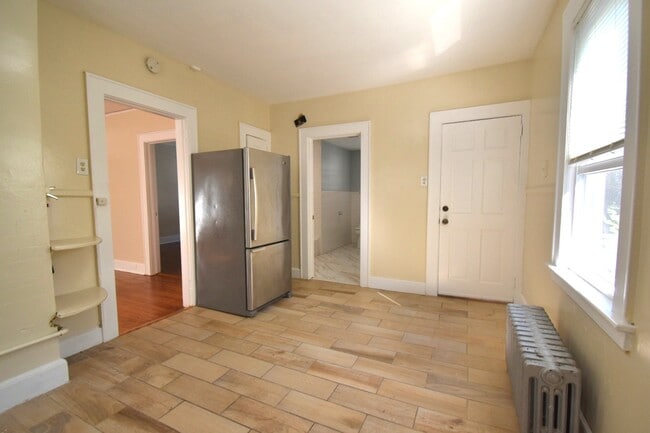 Kitchen - 12 Ward Pl