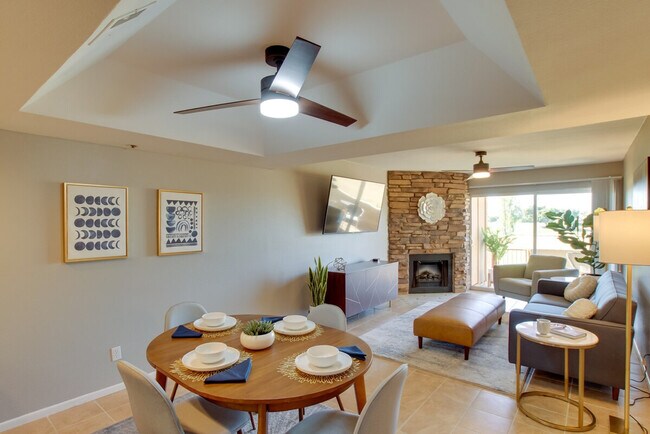 Foto del edificio - 7910 E Thomas Rd