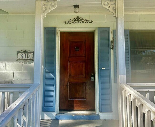 Foto del edificio - 410 NE 15th Ct