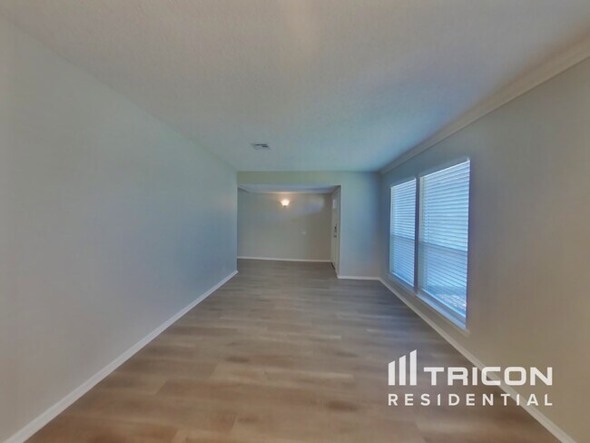 Foto del edificio - 11814 Gravetree St