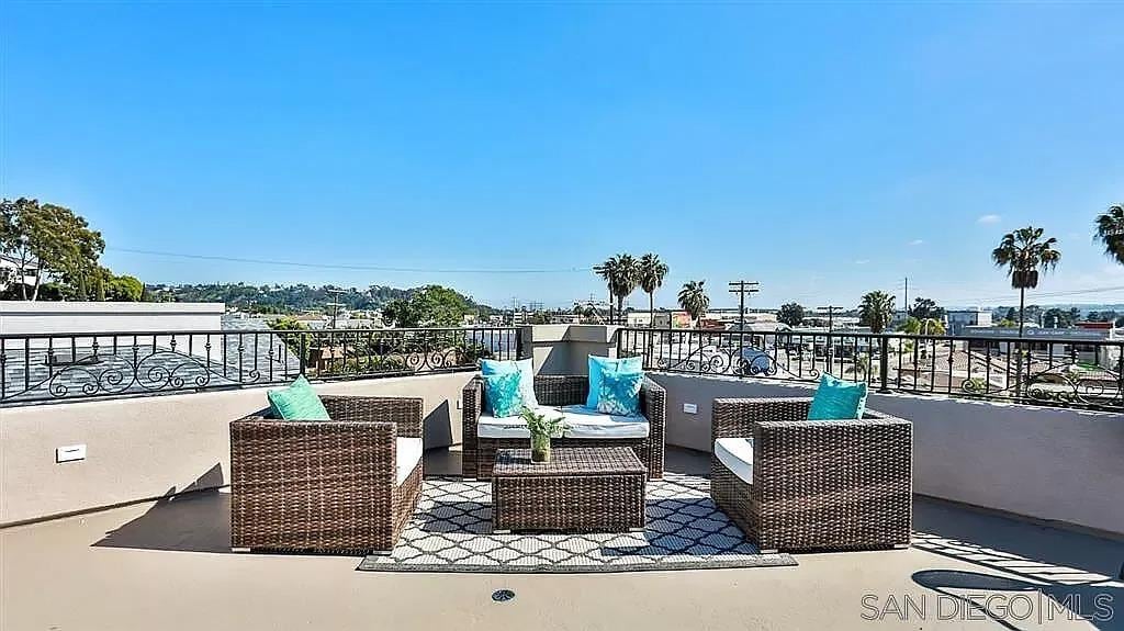 Foto principal - 5051 Savannah St