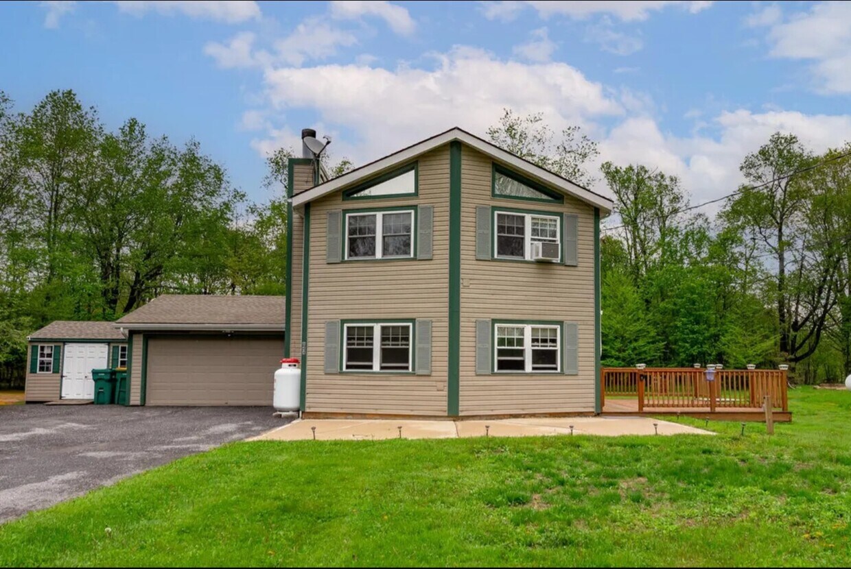 Primary Photo - 644 Glen Circle Dr