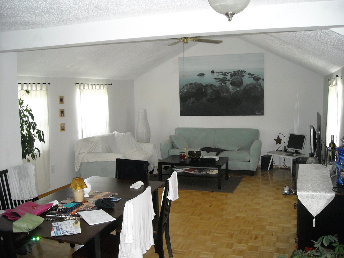 sala de estar - 15 Center St