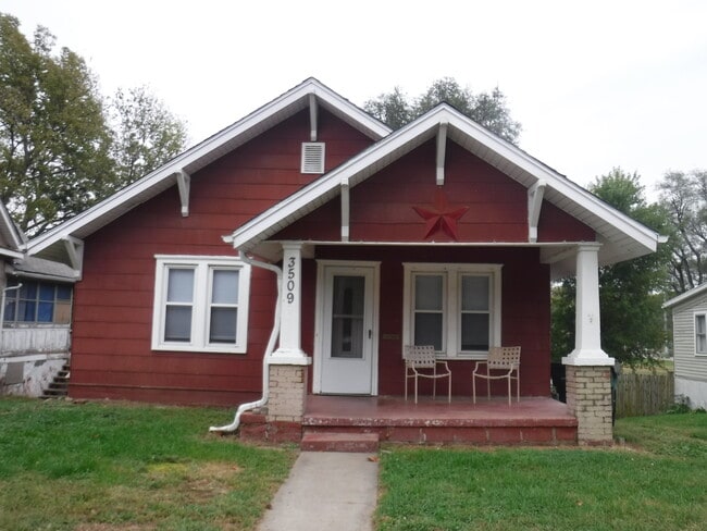 Building Photo - 3509 Saint Joseph Ave
