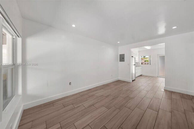 Foto del edificio - 520 NW 104th St