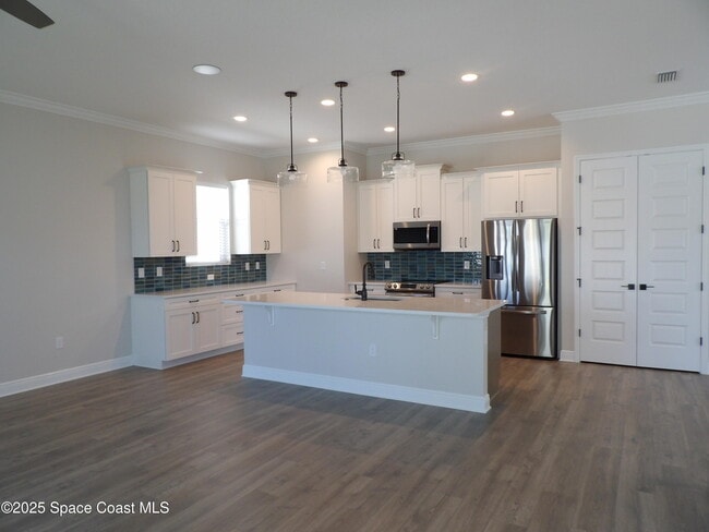 Building Photo - 4258 Trovita Cir