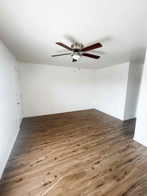 Building Photo - 1604 Windward Dr