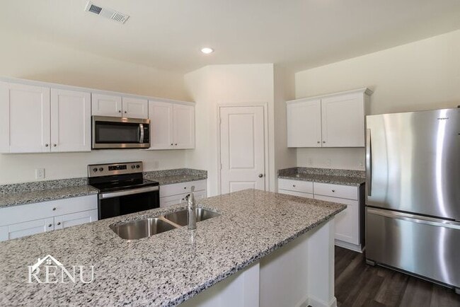 Building Photo - 1317 Escondido Dr