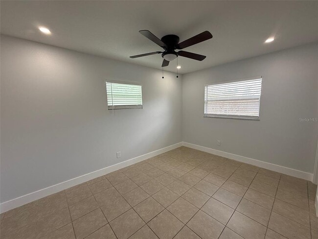 Building Photo - 229 Justin Way