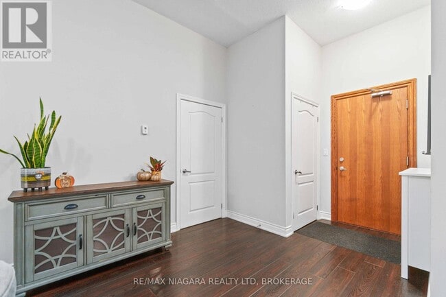 Building Photo - 8111 Forest Glen Dr
