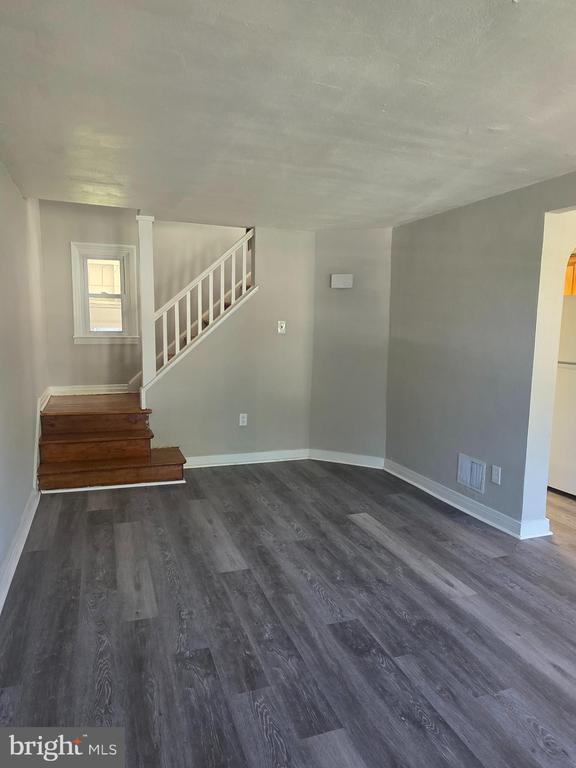 Building Photo - 119 Bungalow Ave