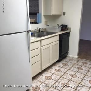 Building Photo - 2 br, 2 bath House - 1231 S. Oak Park