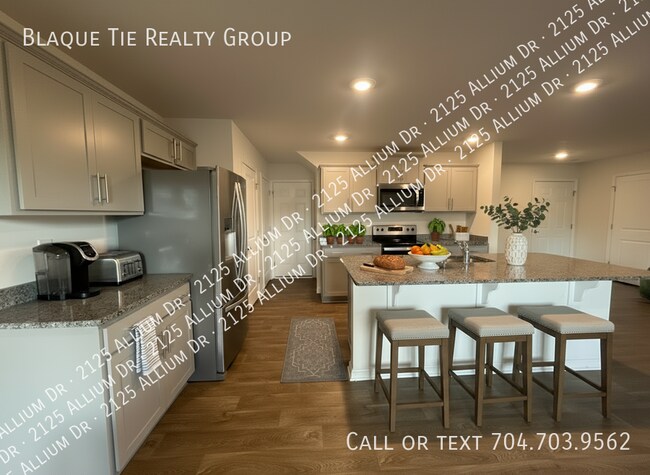 Foto del edificio - 2125 Allium Dr