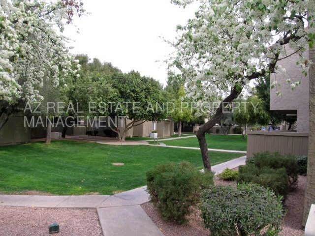 Building Photo - 2938 N 61st Pl