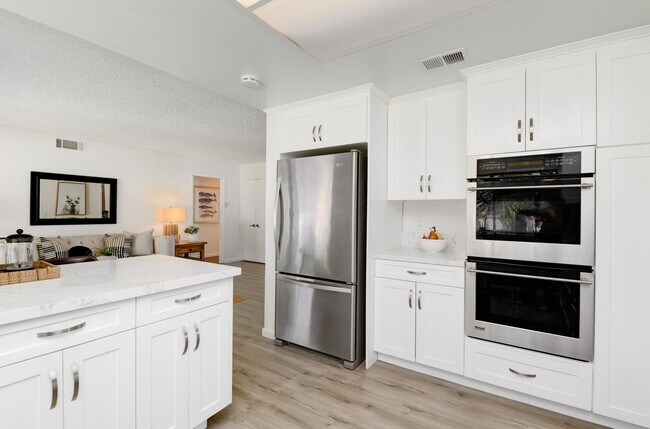 Foto del edificio - 3408 Viewpoint Way