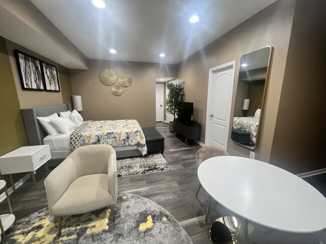 Building Photo - 5217 Forest Pines Dr