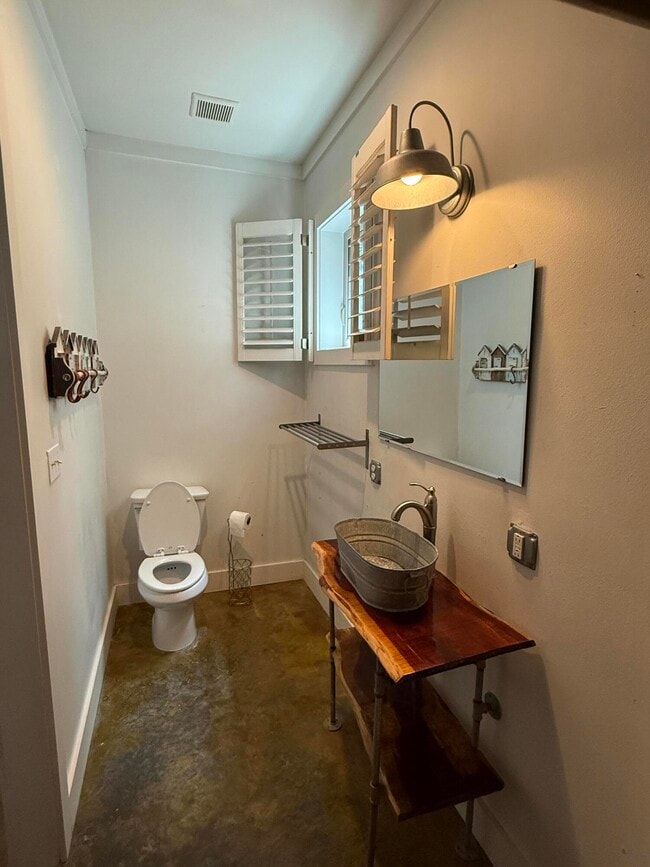 Building Photo - 37 Rolling Dunes Dr