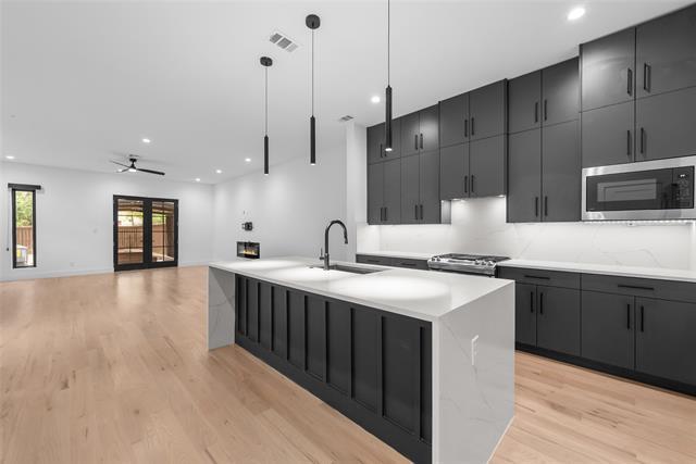 Foto del edificio - 5227 Lindsley Ave