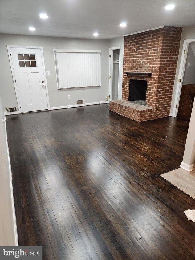 13325 Baxter St, Woodbridge, VA 22191 House for Rent in Woodbridge