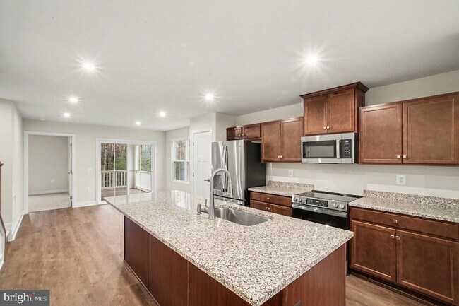 Foto del edificio - 8901 Blackthorne Pl