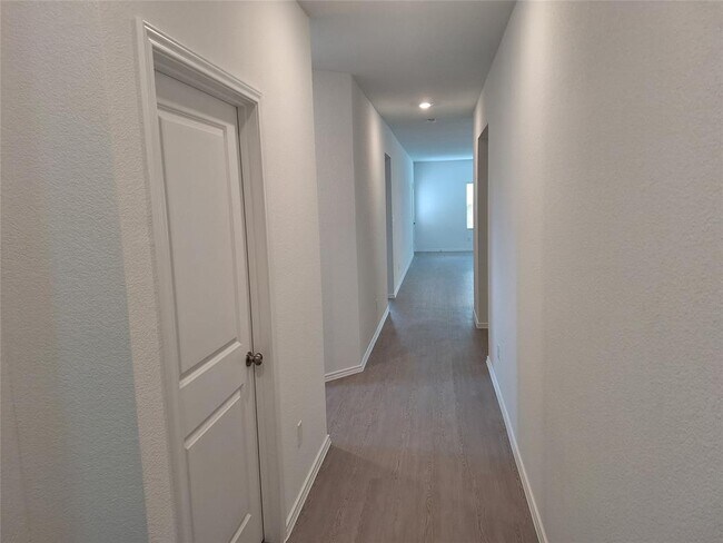 Foto del edificio - 18001 Prairie Falcon Wy
