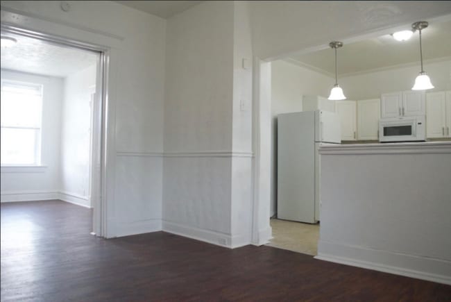 Building Photo - 3146 Keokuk St