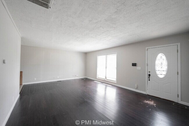 Foto del edificio - 3926 Malibu Dr