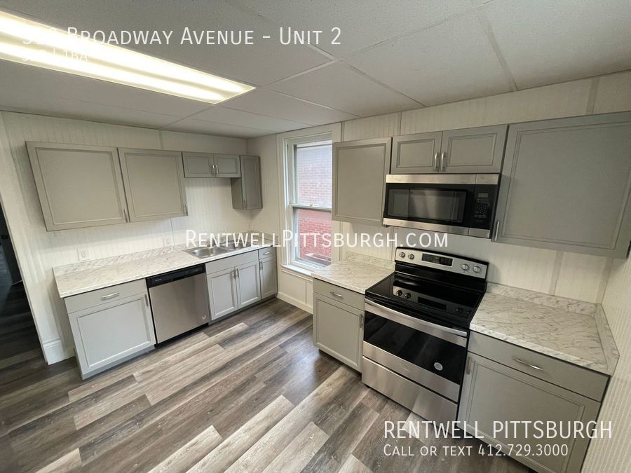 310 Broadway Ave Unit 2, McKees Rocks, PA 15136 Room for Rent in