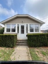 Building Photo - 62 Scarcliffe Dr