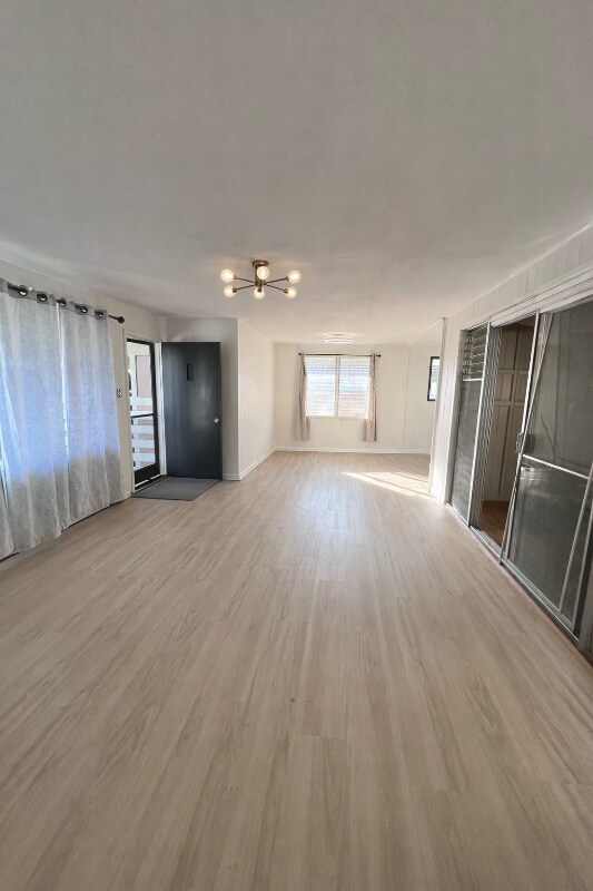 Foto del edificio - 3238 Duval St