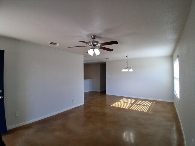 Foto del edificio - 1811 Indian Trail