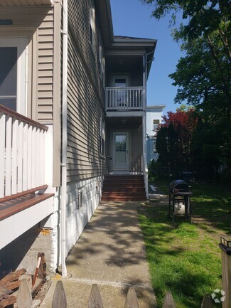 Building Photo - 11 Trenton St
