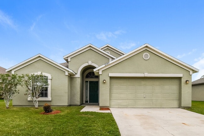 Building Photo - 10189 Carriage House Ct