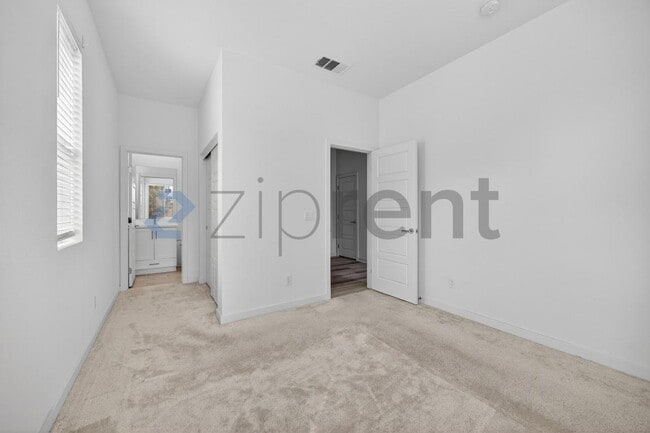 Building Photo - 10425 Adamson Wy