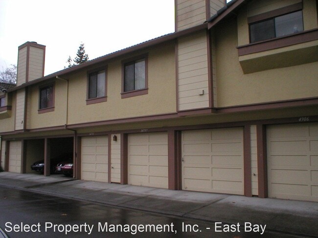 Building Photo - 2 br, 2.5 bath House - 34797 Mosaic Common
