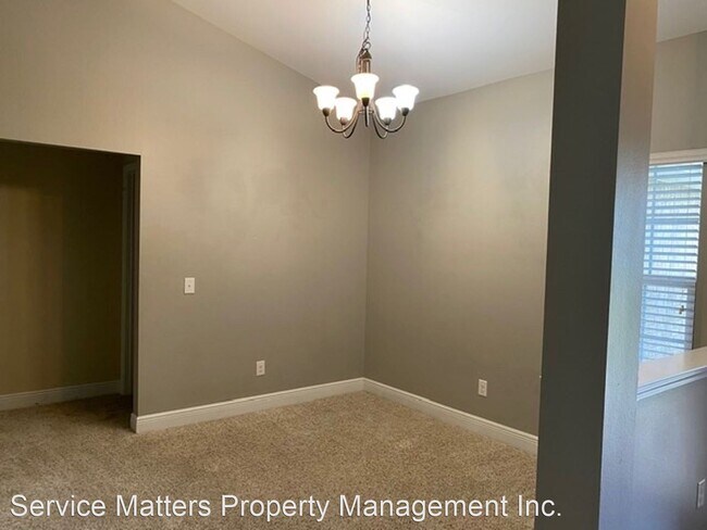 Building Photo - 4 br, 2 bath House - 6025 Autumn Pines Circle