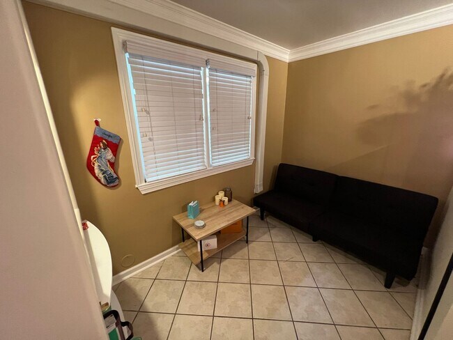 Photo - Spectacular Studio Condo @ Studio 40!