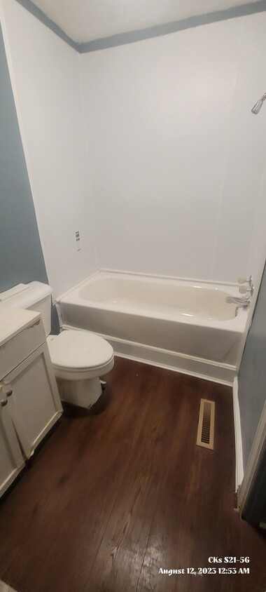 Foto principal - 2317 Fowler St
