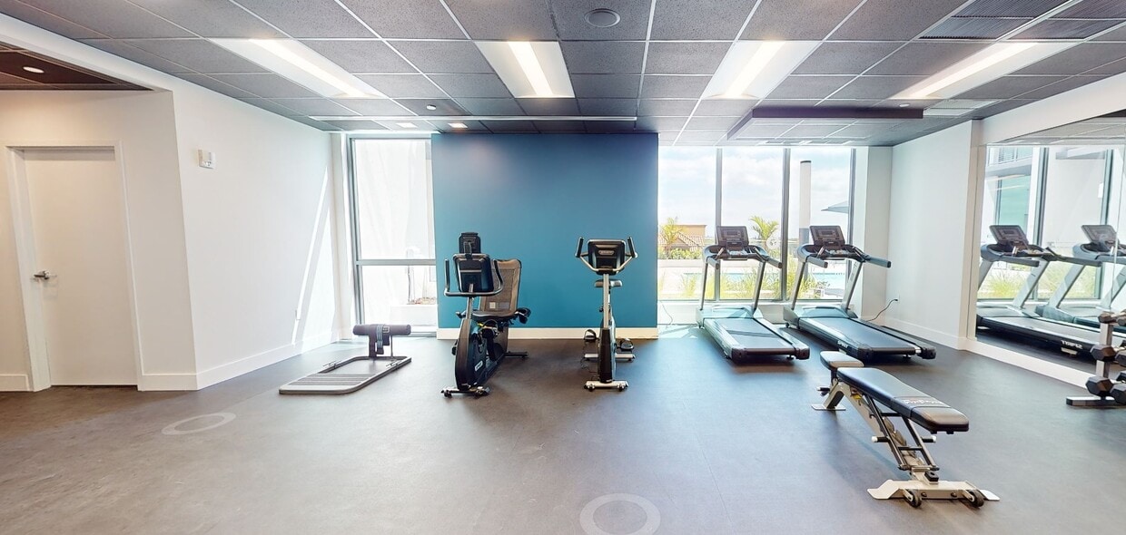 Photo - Nine Hollywood Apartments