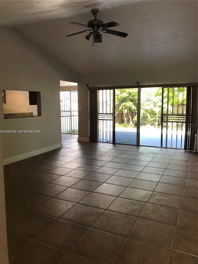 Foto del edificio - 12037 SW 110th St Cir S
