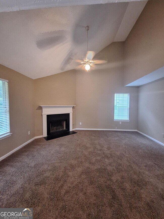 Building Photo - 2645 Virginia Cove