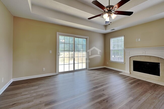 Building Photo - 57 Springwater Dr