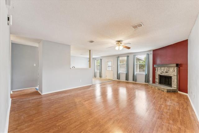 Building Photo - 1516 Lone Star Ct