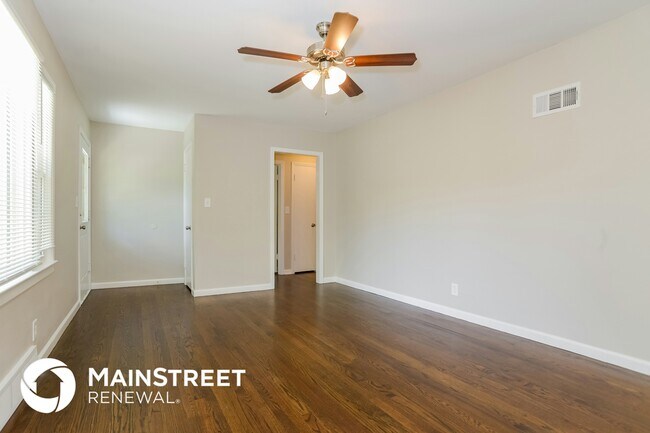 Foto del edificio - 9642 McGee St