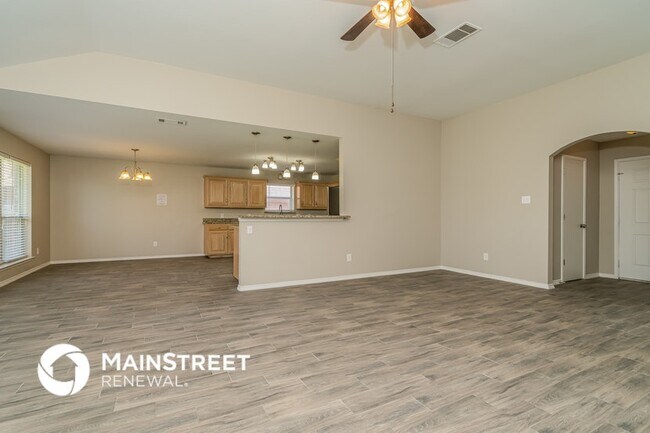 Building Photo - 8015 Splitrail Ct