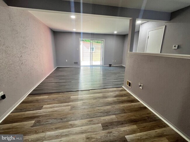Foto del edificio - 2927 Wythe Ct