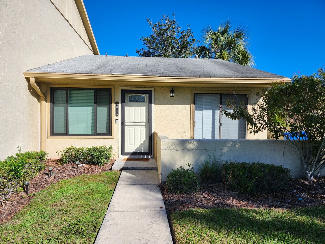 Primary Photo - Charming 2 Bedroom, 2 Bath