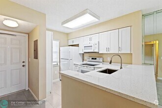 Building Photo - 2236 N Cypress Bend Dr