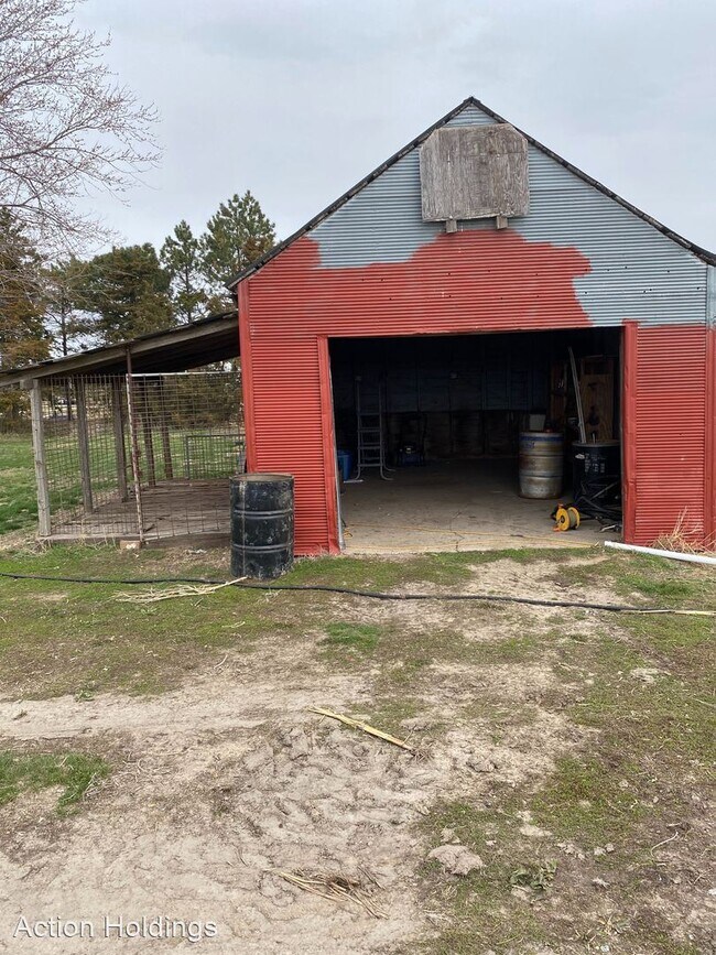 Building Photo - 4 br, 1 bath House - 11535 S Buffalo Rd